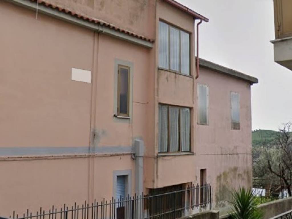 casa indipendente in vendita a Catanzaro in zona Santa Maria