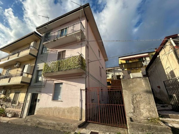 appartamento in vendita a Catanzaro in zona Santa Maria