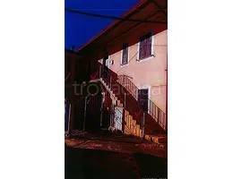 casa indipendente in vendita a Catanzaro in zona Cava / Cuculera Nobile