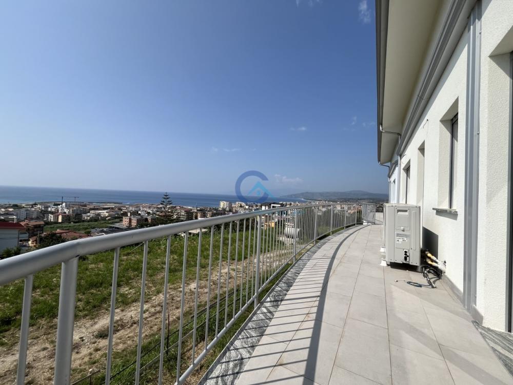 appartamento in vendita a Catanzaro in zona Catanzaro Lido