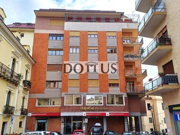 ufficio in vendita a Catanzaro in zona Centro Città
