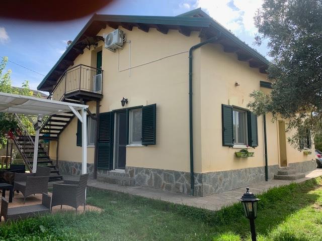 casa indipendente in vendita a Catanzaro in zona Catanzaro Lido