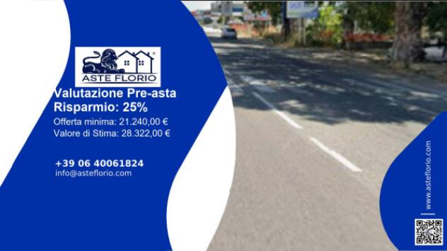 locale commerciale in vendita a Catanzaro