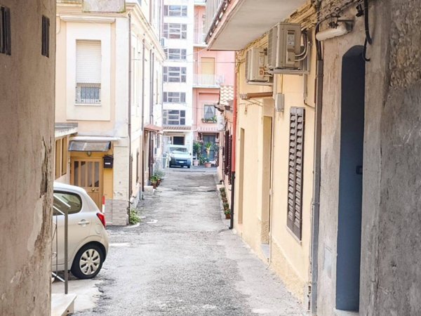 appartamento in vendita a Catanzaro in zona Centro Città