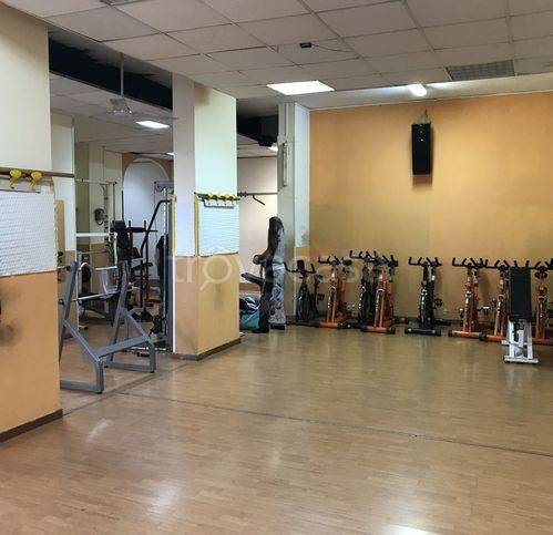 negozio in vendita a Catanzaro in zona Centro Città