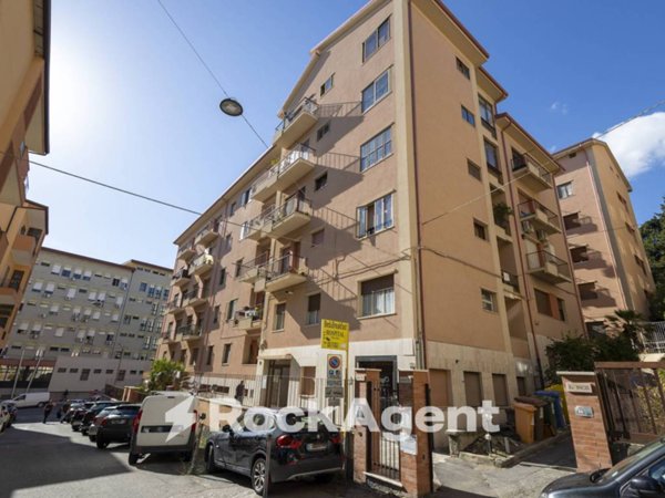 appartamento in vendita a Catanzaro in zona Centro Città