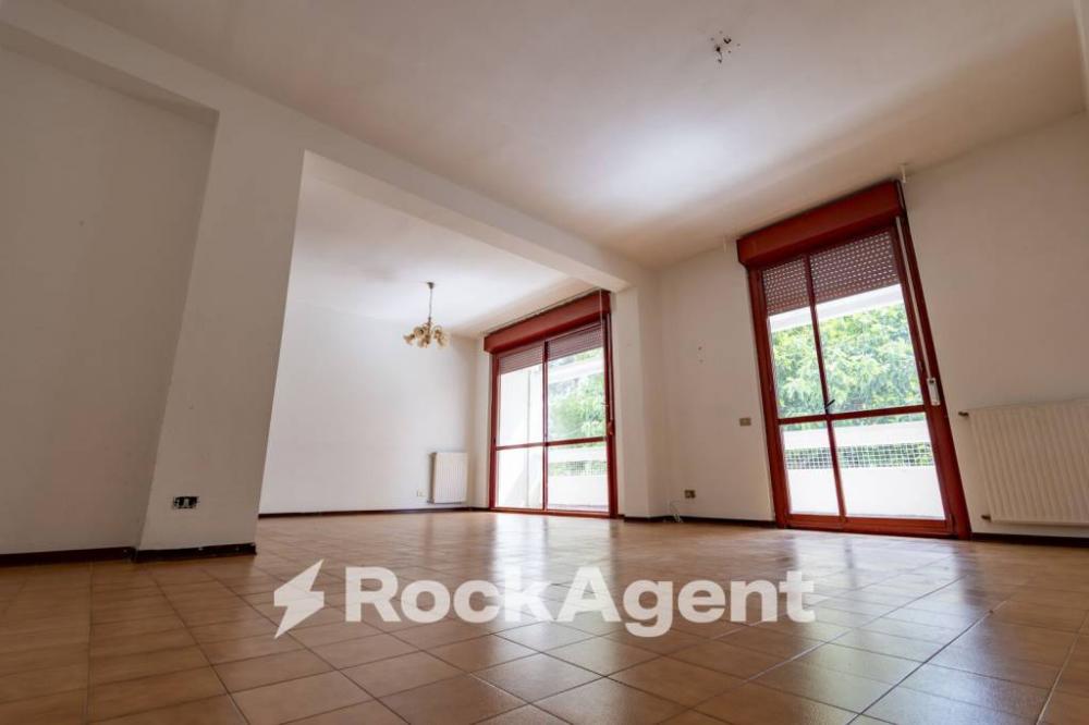 appartamento in vendita a Catanzaro in zona Centro Città