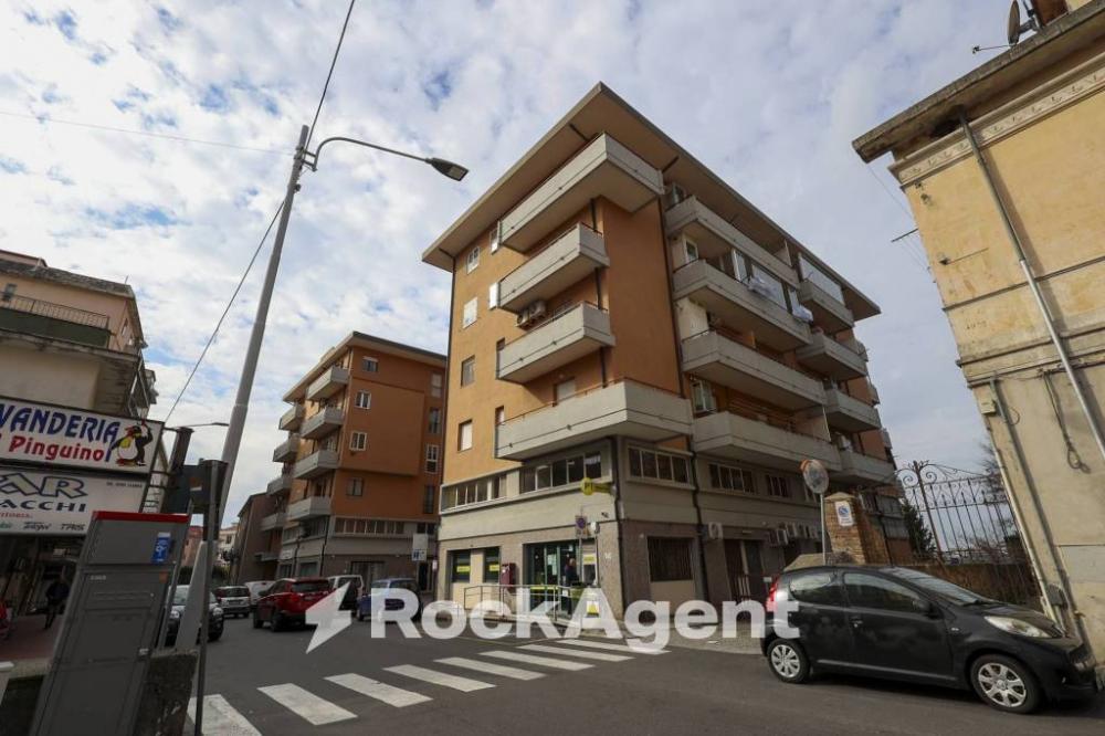 casa indipendente in vendita a Catanzaro in zona Pontegrande