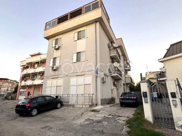 negozio in vendita a Catanzaro in zona Catanzaro Lido