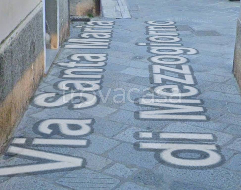 negozio in vendita a Catanzaro in zona Santa Maria