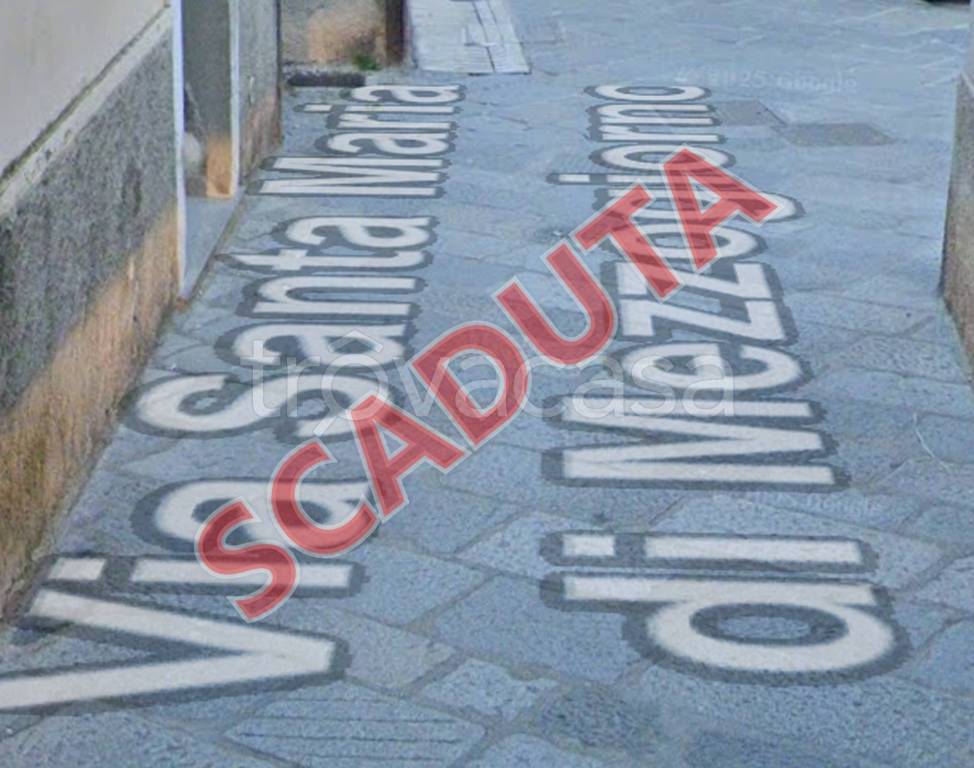 negozio in vendita a Catanzaro in zona Santa Maria