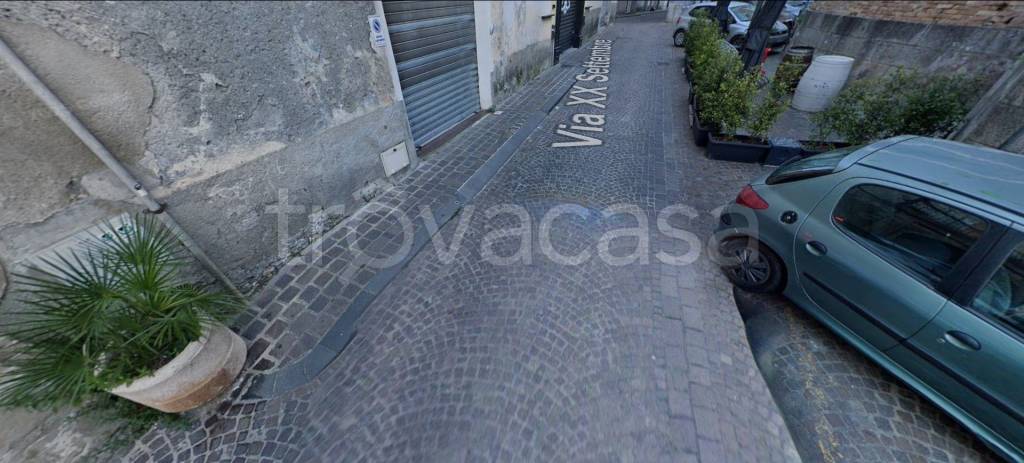 negozio in vendita a Catanzaro in zona Centro Città