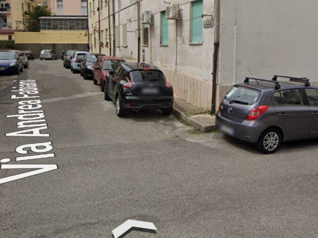 appartamento in vendita a Catanzaro in zona Pontegrande