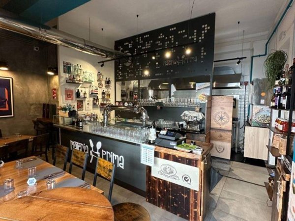 negozio in vendita a Catanzaro in zona Centro Città