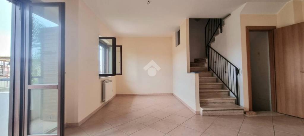 casa indipendente in vendita a Catanzaro in zona Centro Città