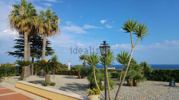 appartamento in vendita a Catanzaro in zona Catanzaro Lido