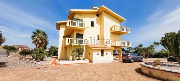 appartamento in vendita a Catanzaro in zona Catanzaro Lido