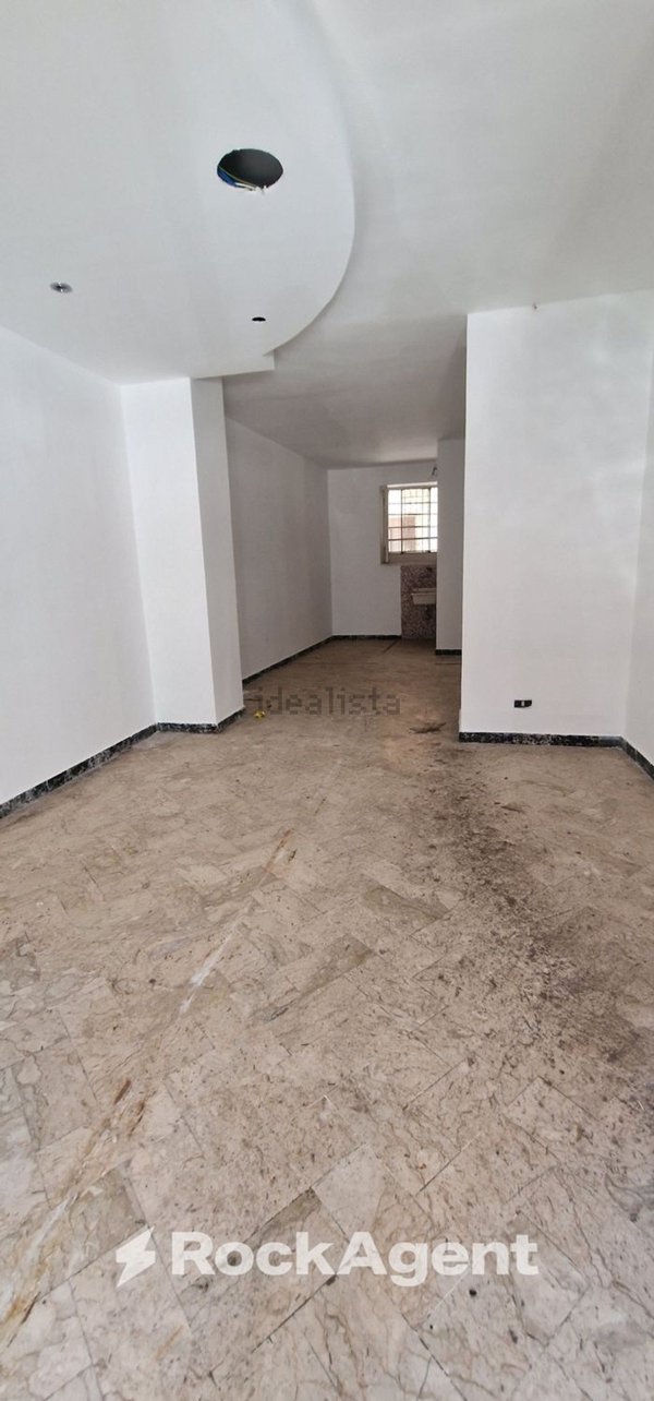 locale commerciale in vendita a Catanzaro