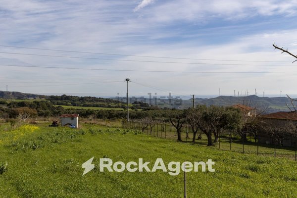 casa indipendente in vendita a Catanzaro in zona Siano