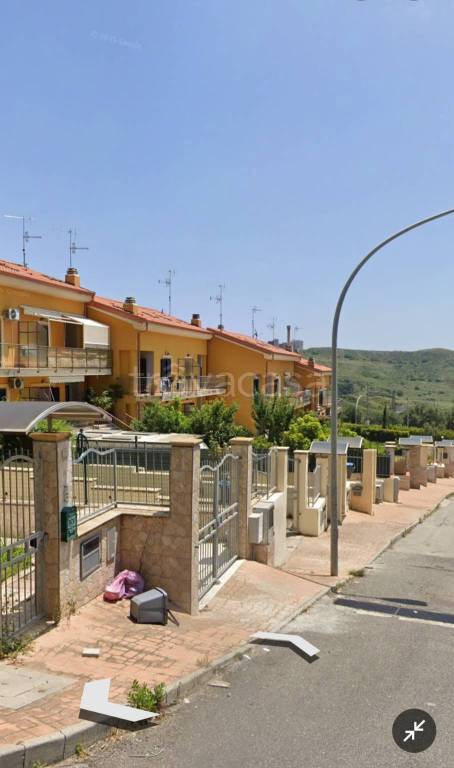 casa indipendente in vendita a Catanzaro in zona Centro Città