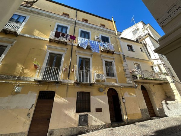 appartamento in vendita a Catanzaro in zona Centro Città