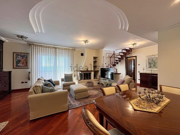 appartamento in vendita a Catanzaro in zona Centro Città