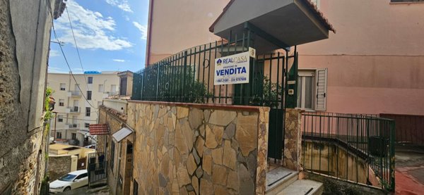 appartamento in vendita a Catanzaro in zona Centro Città