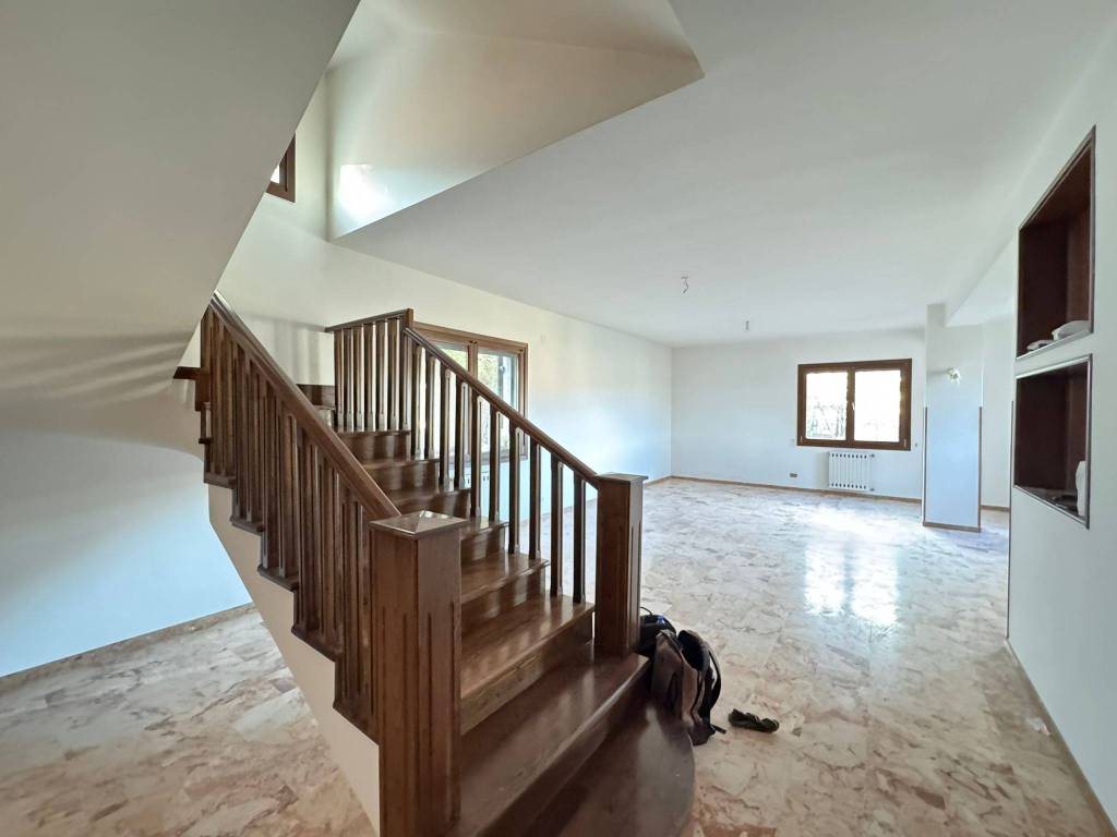 casa indipendente in vendita a Catanzaro in zona Centro Città