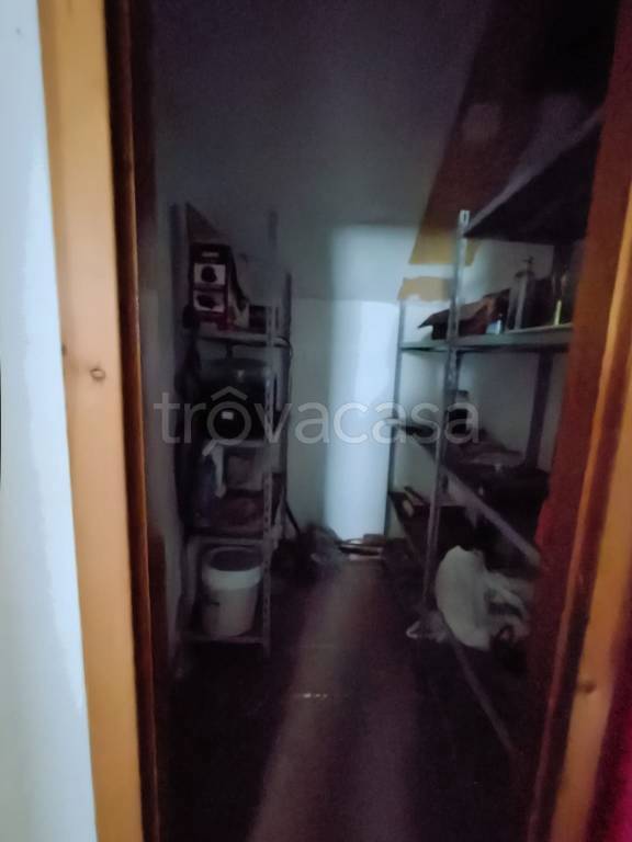 negozio in vendita a Catanzaro in zona Catanzaro Lido