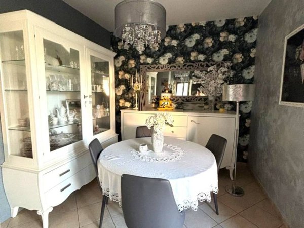 casa indipendente in vendita a Catanzaro in zona Centro Città