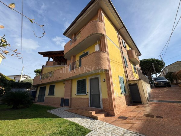 casa indipendente in vendita a Catanzaro in zona Mater Domini