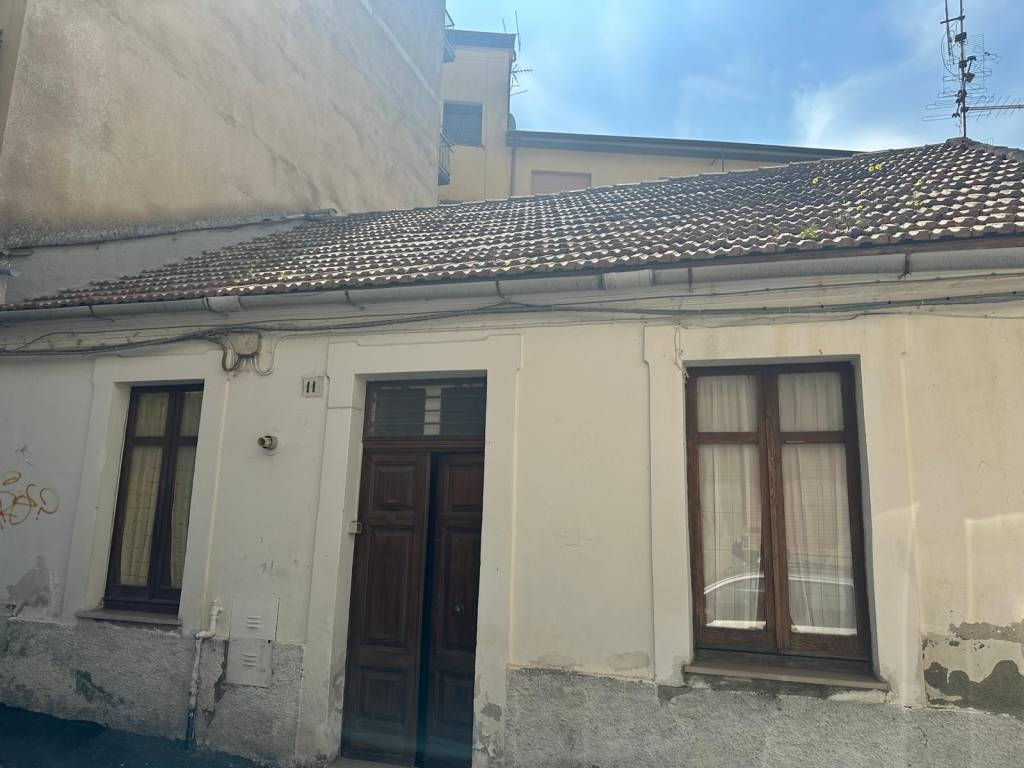 casa indipendente in vendita a Catanzaro in zona Centro Città