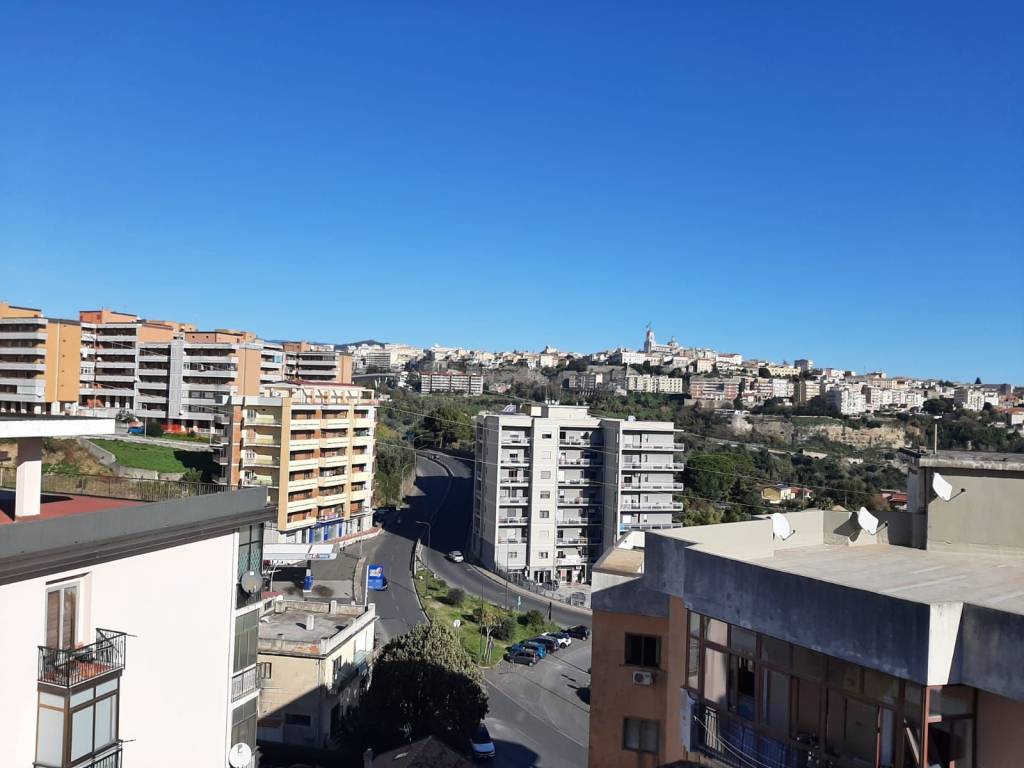 appartamento in vendita a Catanzaro in zona Mater Domini