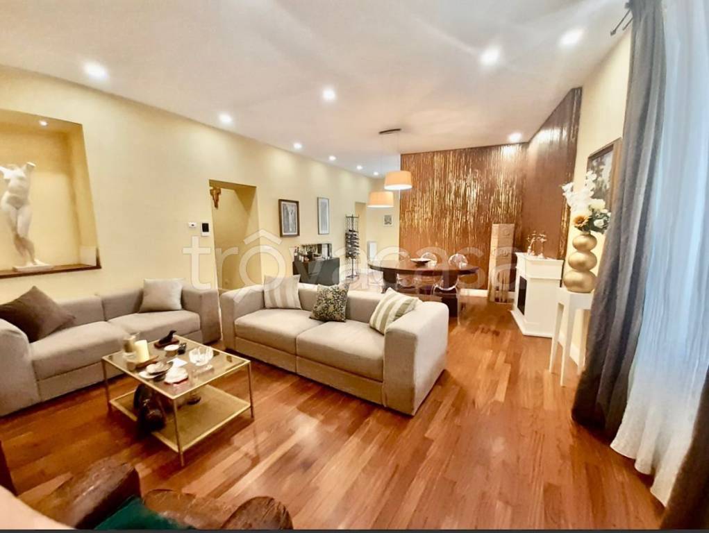 appartamento in vendita a Catanzaro in zona Centro Città