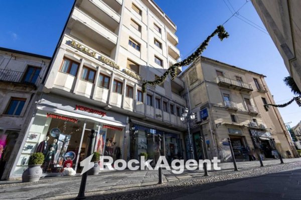 ufficio in vendita a Catanzaro in zona Centro Città