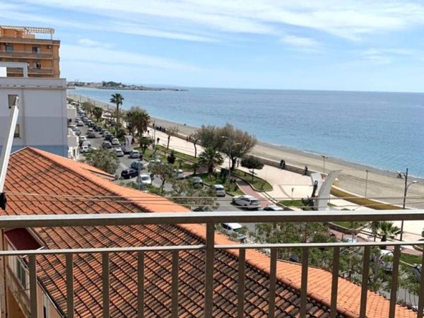 appartamento in vendita a Catanzaro in zona Catanzaro Lido