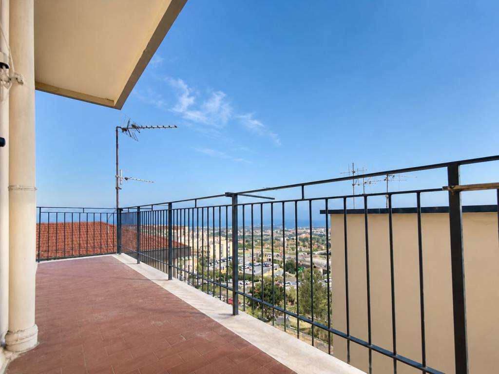appartamento in vendita a Catanzaro in zona Pontepiccolo