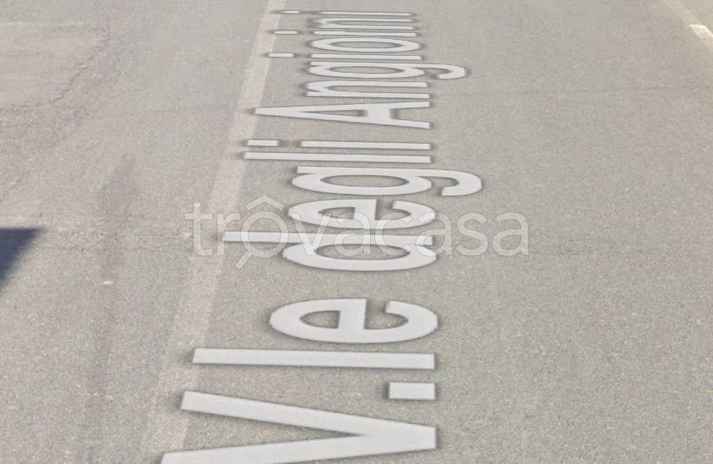 locale commerciale in vendita a Catanzaro