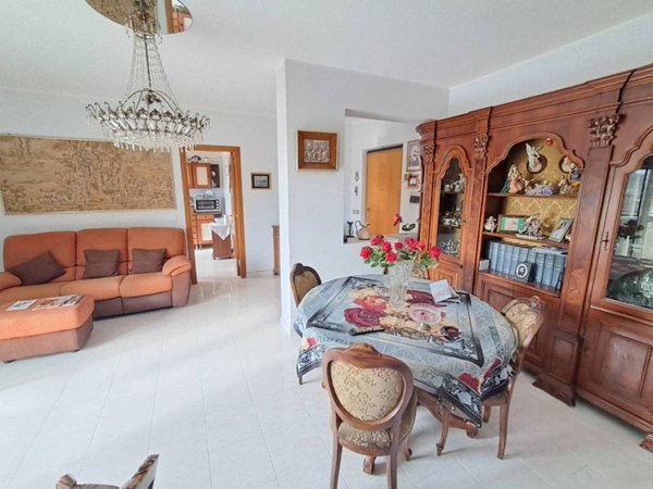 appartamento in vendita a Catanzaro in zona Santa Maria