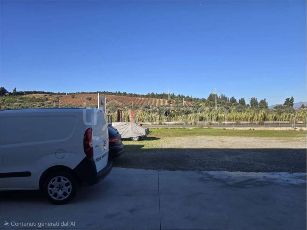 locale commerciale in vendita a Catanzaro in zona Catanzaro Lido