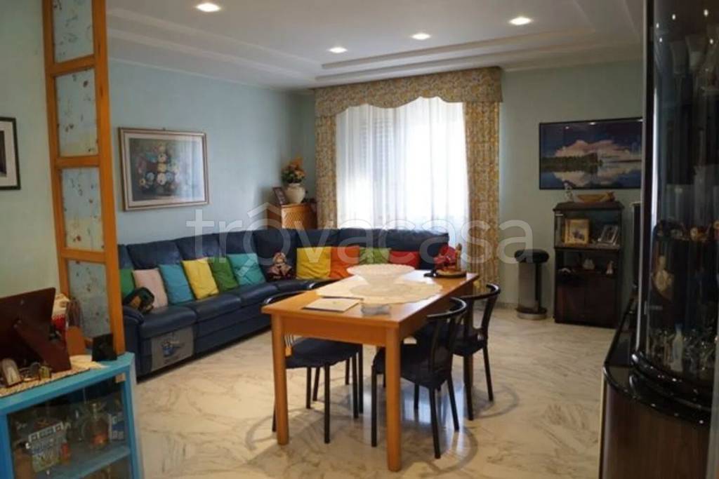 appartamento in vendita a Catanzaro in zona Pontepiccolo