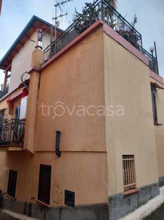 casa indipendente in vendita a Catanzaro in zona Siano