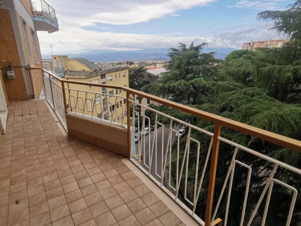 appartamento in vendita a Catanzaro in zona Centro Città