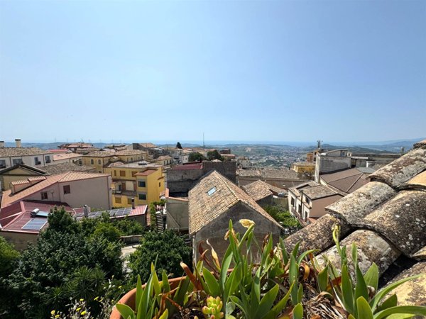 appartamento in vendita a Catanzaro in zona Centro Città