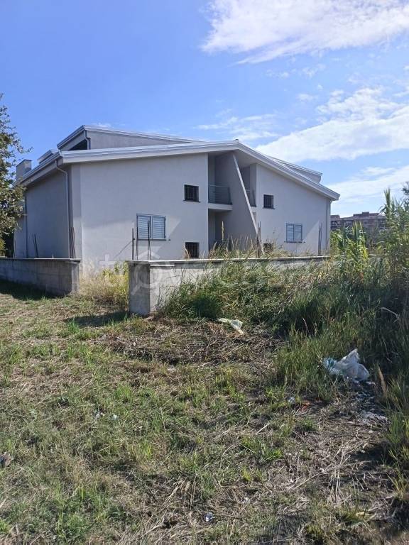 casa indipendente in vendita a Catanzaro in zona Centro Città