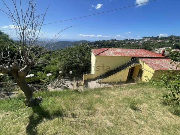 casa indipendente in vendita a Catanzaro in zona Sant'Elia