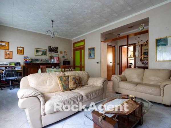 casa indipendente in vendita a Catanzaro in zona Santa Maria