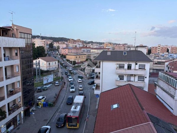 appartamento in vendita a Catanzaro in zona Catanzaro Lido