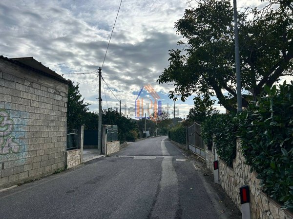 casa indipendente in vendita a Catanzaro in zona Centro Città