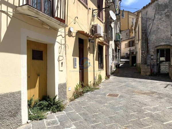 appartamento in vendita a Catanzaro in zona Centro Città